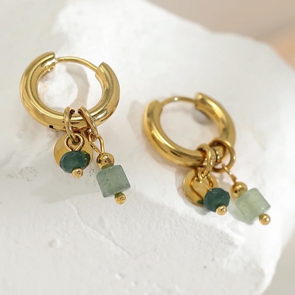 18K Gold Plated Stainless Steel Hoop Earrings Green Beads - Picture 3 of 5